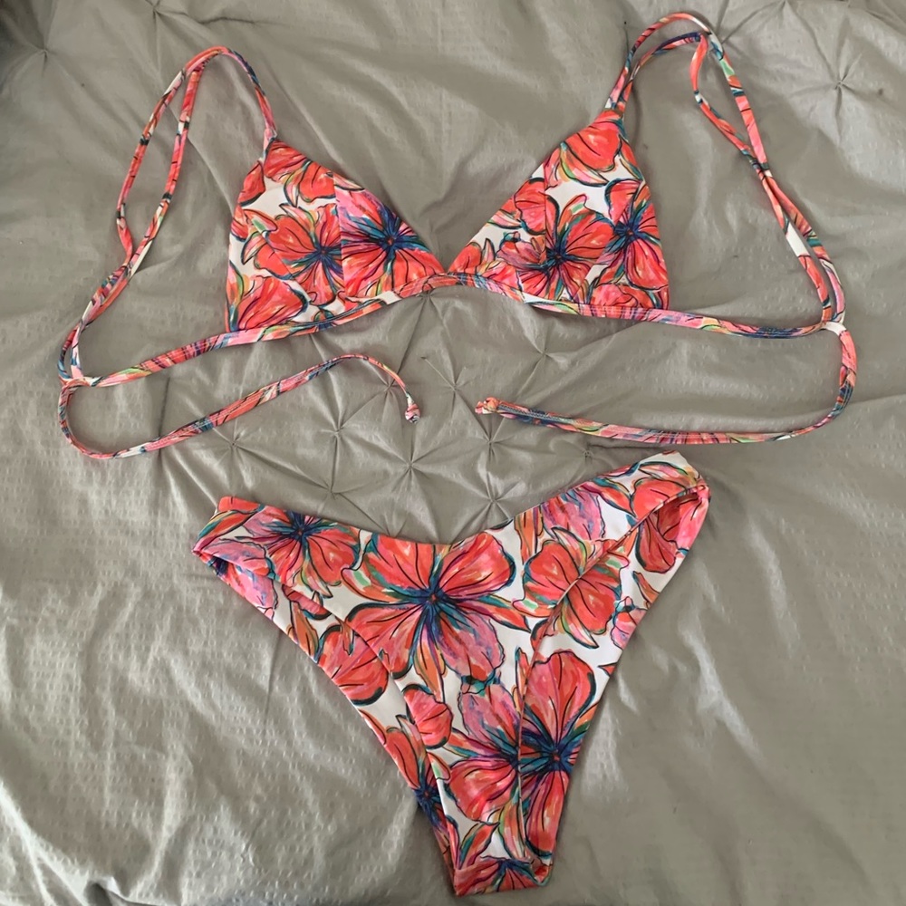 Kulani Kini Mimosa Bikini Set 👙